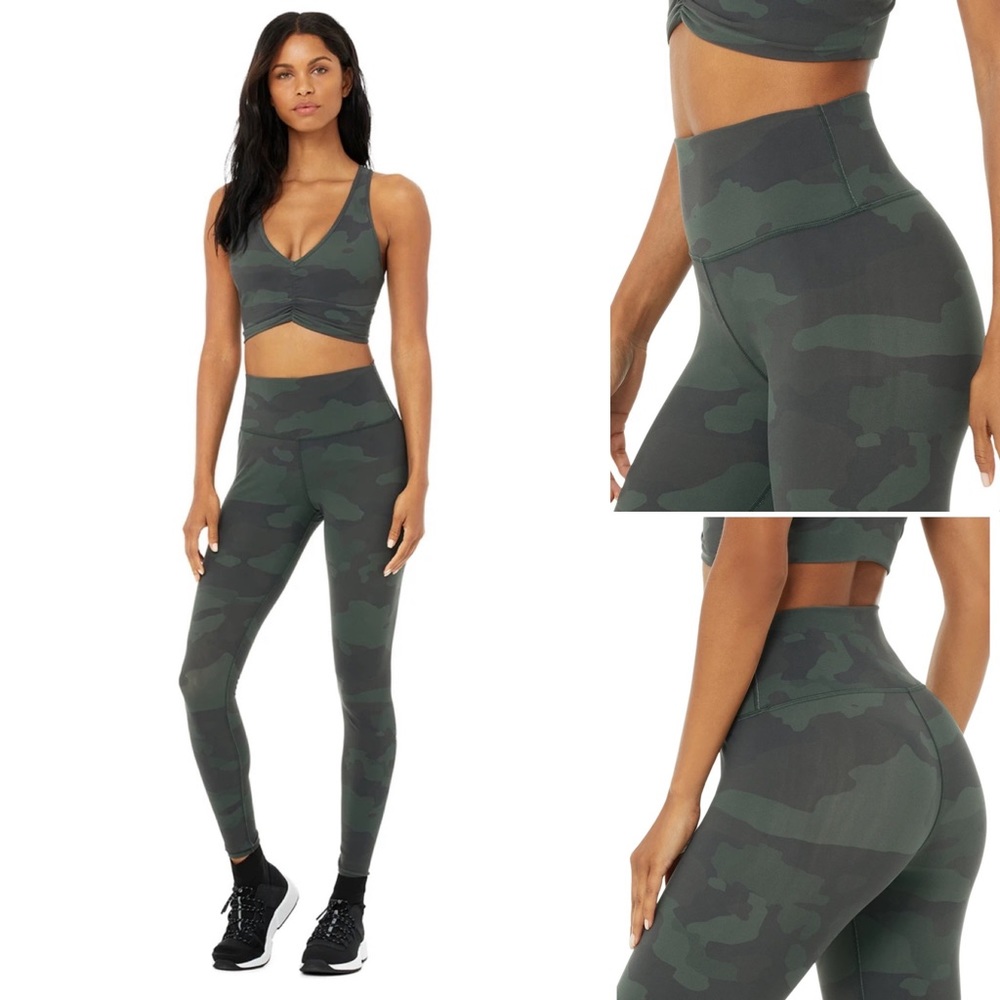 alo high-waist vapor camo legging in hunter sz M
